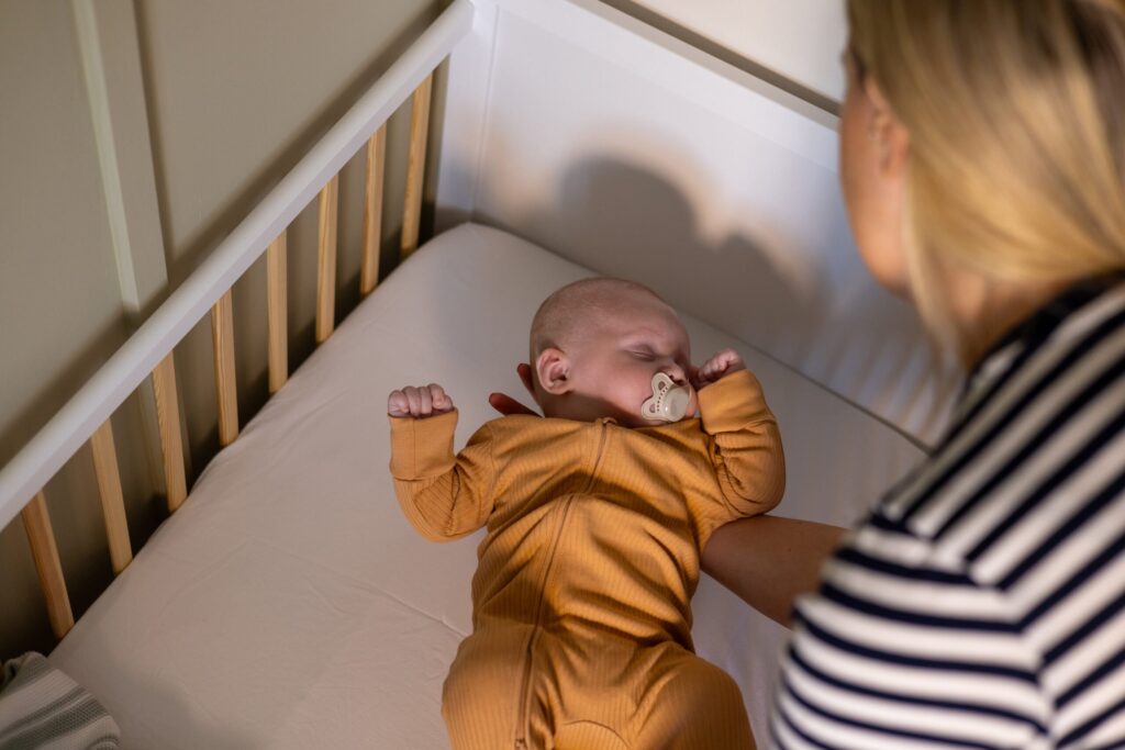 5 Tips for Creating a Safe and Comfortable Baby Sleep Environment
