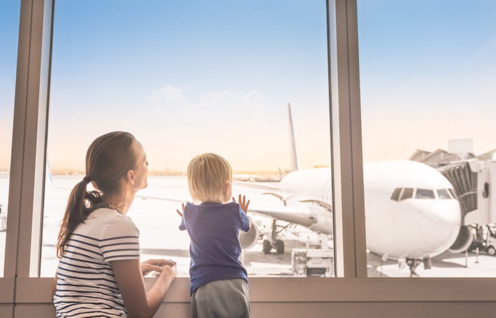 5 Hacks to Simplify Traveling with an Infant or Toddler
