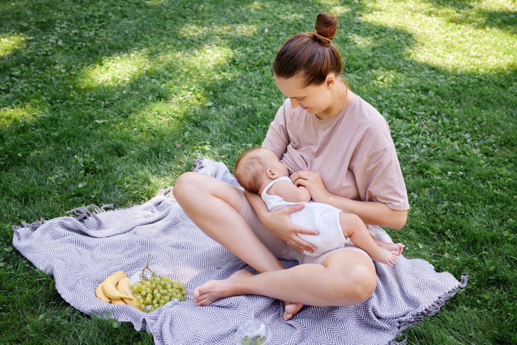 7 Summer Necessities for New Moms